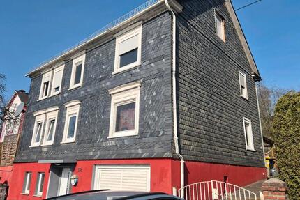 Haus Neunkirchen - 8 Zimmer, 170 m&sup2;, 329.000&euro; | Angebot:25452195