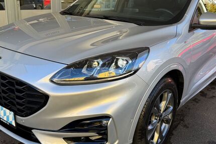 Ford Kuga 109.707 km 15.499 &euro; München 81549