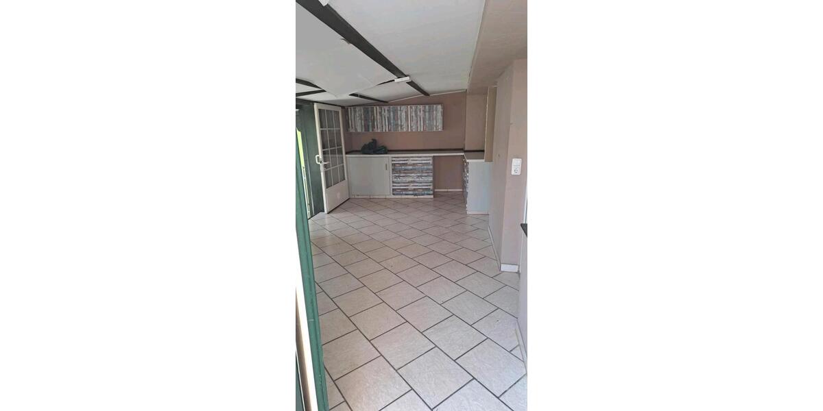 Reihenhaus Unkel - 6 Zimmer, 120 m&sup2;, 125.000&euro; | Angebot:26394384