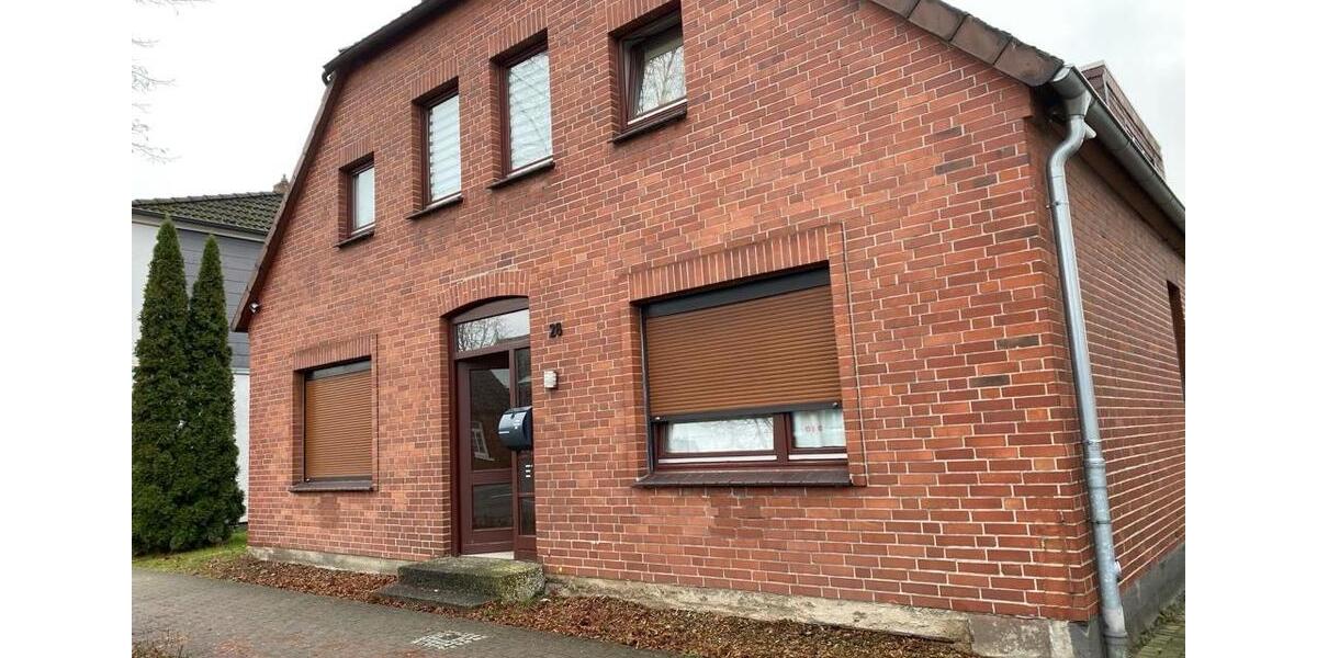 Einfamilienhaus Soltau - 10 Zimmer, 180 m&sup2;, 460.000&euro; | Angebot:26847512