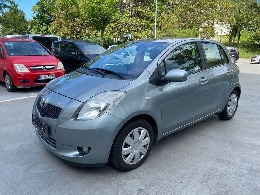 Yaris