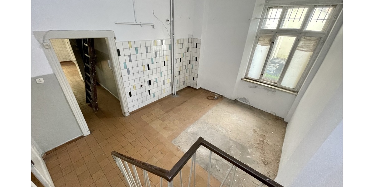 Schnäppchen! Großes Ladenlokal als Einzelhandel, Praxis oder Büro in Gera-Debschwitz zu vermieten ! - Gewerbeobjekt Gera Debschwitz | Angebot:26384349