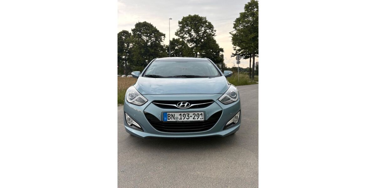 Hyundai i40 175.000 km 7.600 &euro; Troisdorf 53842