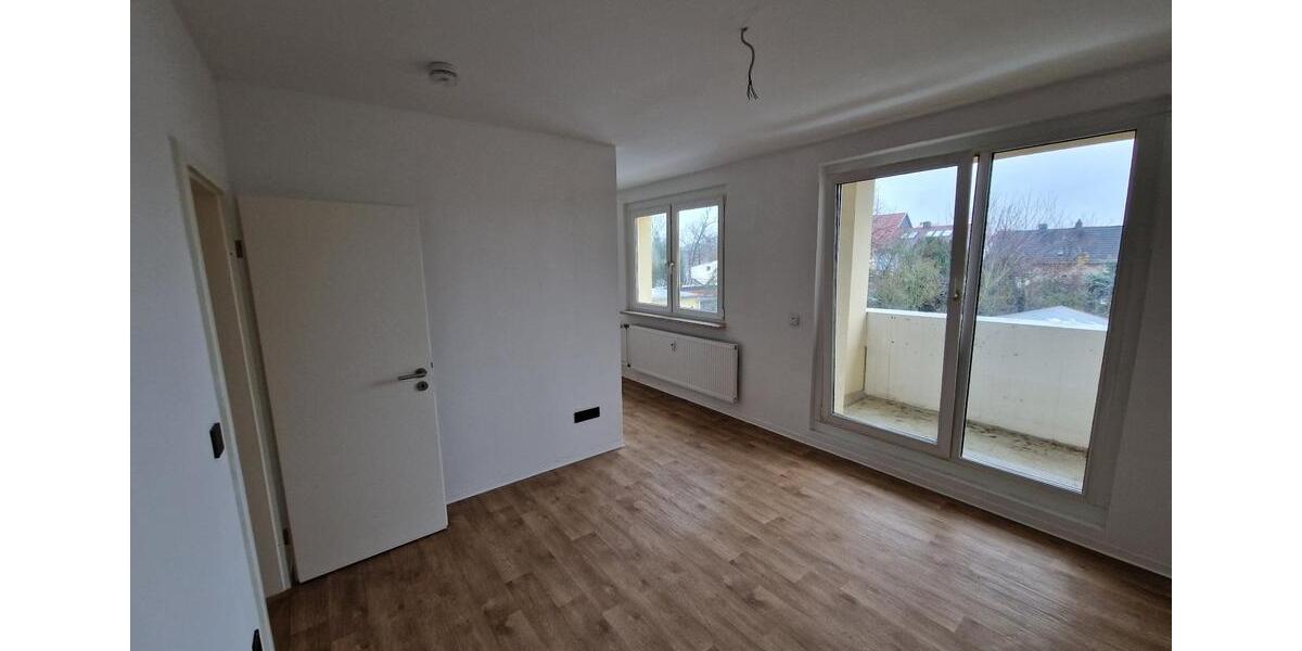 Etagenwohnung Gräfenhainichen - 5 Zimmer, 104 m&sup2;, 807&euro; | Angebot:24688996