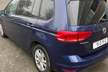 VW Touran 225.354 km 13.447 &euro; Frankfurt am Main 60389