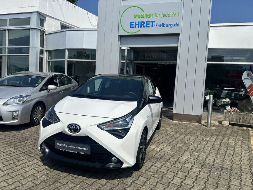 Aygo (X)