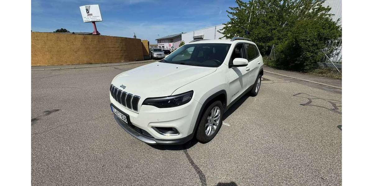 Jeep Cherokee 104.378 km 17.200 &euro; Esslingen 73728