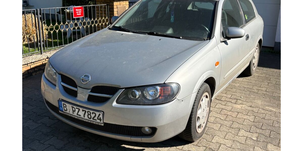 Nissan Almera 157.000 km 1.100 &euro; Berlin 12355