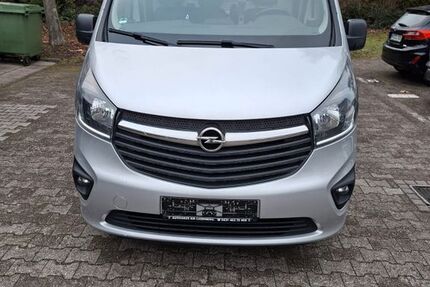 Opel Vivaro 158.000 km 13.500 &euro; Brühl 68782
