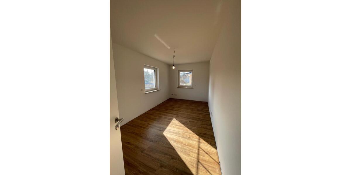 Einfamilienhaus Groß Kreutz (Havel) - 4 Zimmer, 120 m&sup2;, 1.950&euro; | Angebot:25893552