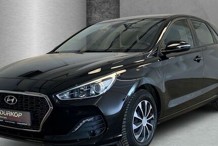 Hyundai i30 62.372 km 11.490 &euro; Braunschweig 38126