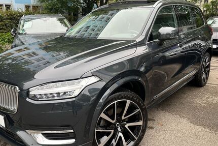 Volvo XC90 26.825 km 57.999 € München 80636