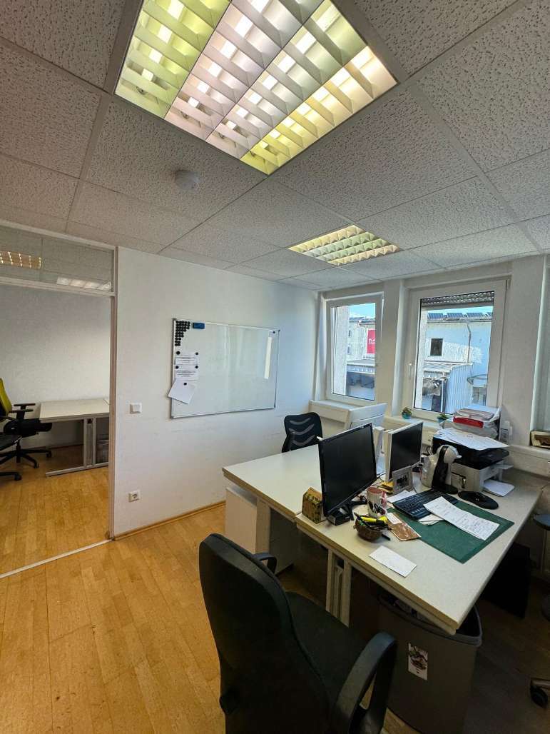 Büro in Saarbrücken 350 € 18 m² zimmer