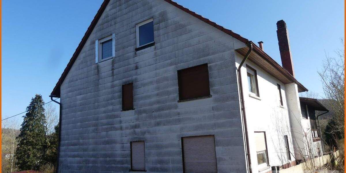 Einfamilienhaus Steinau an der Straße / Neustall Ulmbach - 8 Zimmer, 288 m&sup2;, 180.000&euro; | Angebot:25746838