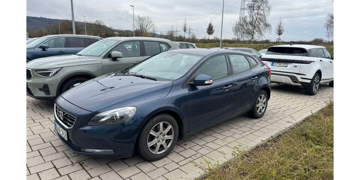 Volvo V40 130.000 km 6.800 &euro; Nussloch 69226