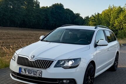 Skoda Superb 282.000 km 7.000 &euro; Sangerhausen 06526
