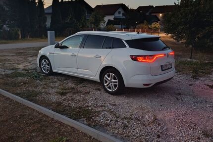 Renault Megane 176.000 km 11.199 &euro; Munchen 81737