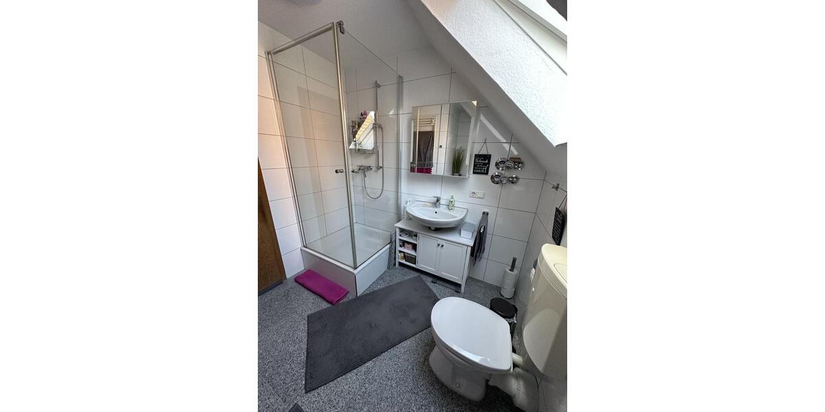 Dachgeschoßwohnung Westerkappeln - 5 Zimmer, 90 m&sup2;, 895&euro; | Angebot:24867662