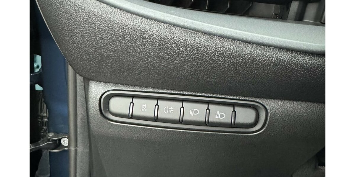 Fiat 500e Action CarPlay Android Automatik 1.Hand 23.004 km 13.120 &euro; Lich 35423