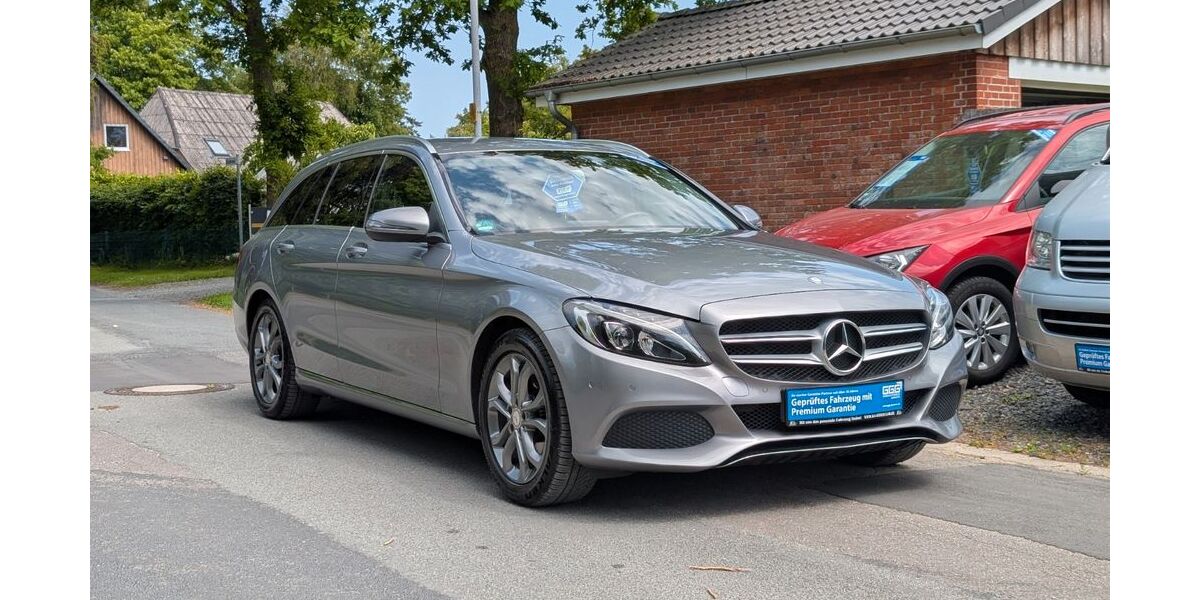 Mercedes-Benz C 220 156.715 km 15.760 &euro; Bordelum 25852
