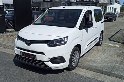 Toyota Proace City (Verso) 77.541 km 18.890 &euro; Berlin 13403