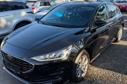 Ford Focus 25.238 km 17.990 &euro; Sindelfingen 71065