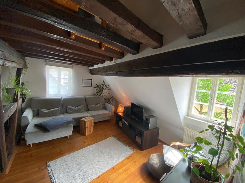 Charmante 1-Zimmer Maisonette-Wohnung zimmer