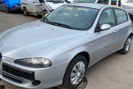 Alfa Romeo 147 78.000 km 1.500 &euro; Mosbach 74821