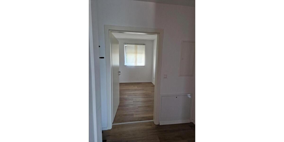 Erdgeschoßwohnung Bad Schönborn - 3 Zimmer, 78 m&sup2;, 1.400&euro; | Angebot:24714887