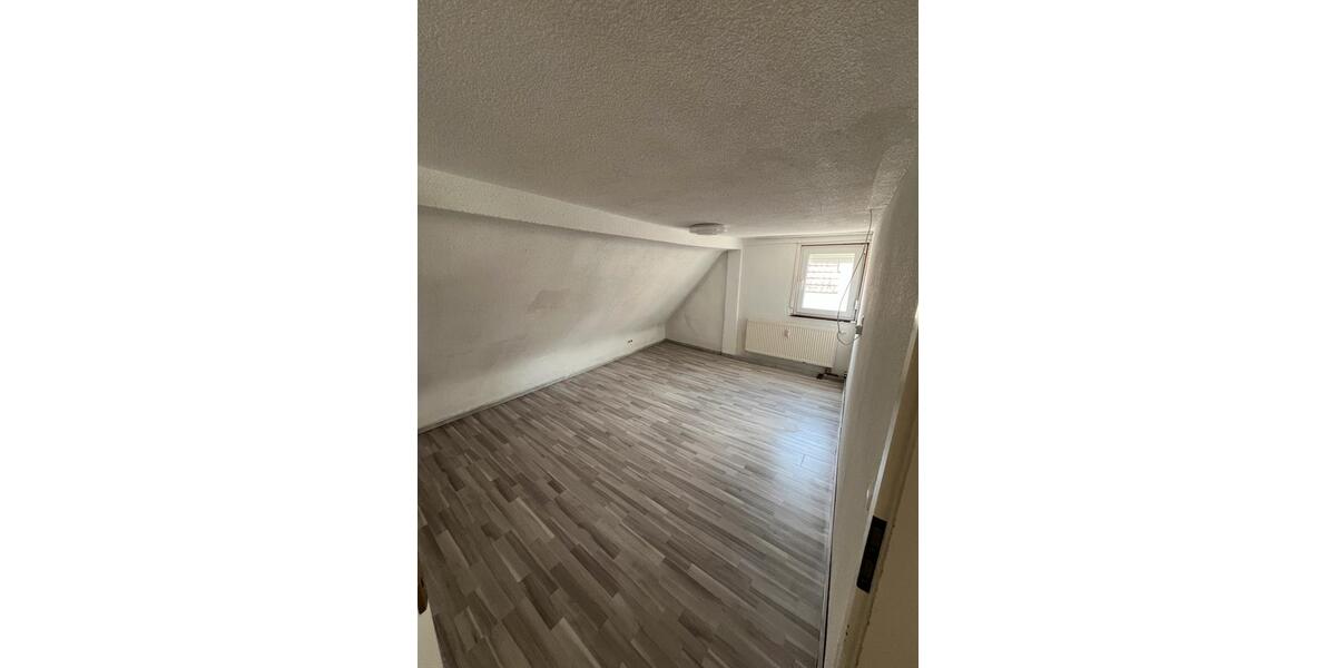 Mehrfamilienhaus, Wohnhaus Aichtal - 8 Zimmer, 160 m&sup2;, 1.800&euro; | Angebot:26377079