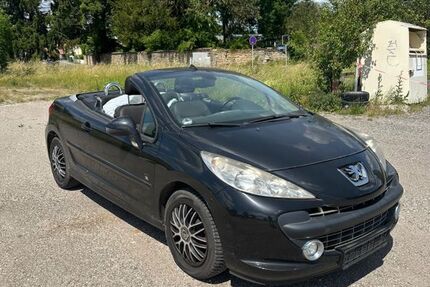 Peugeot 207 160.000 km 2.800 &euro; Zeitz 06712