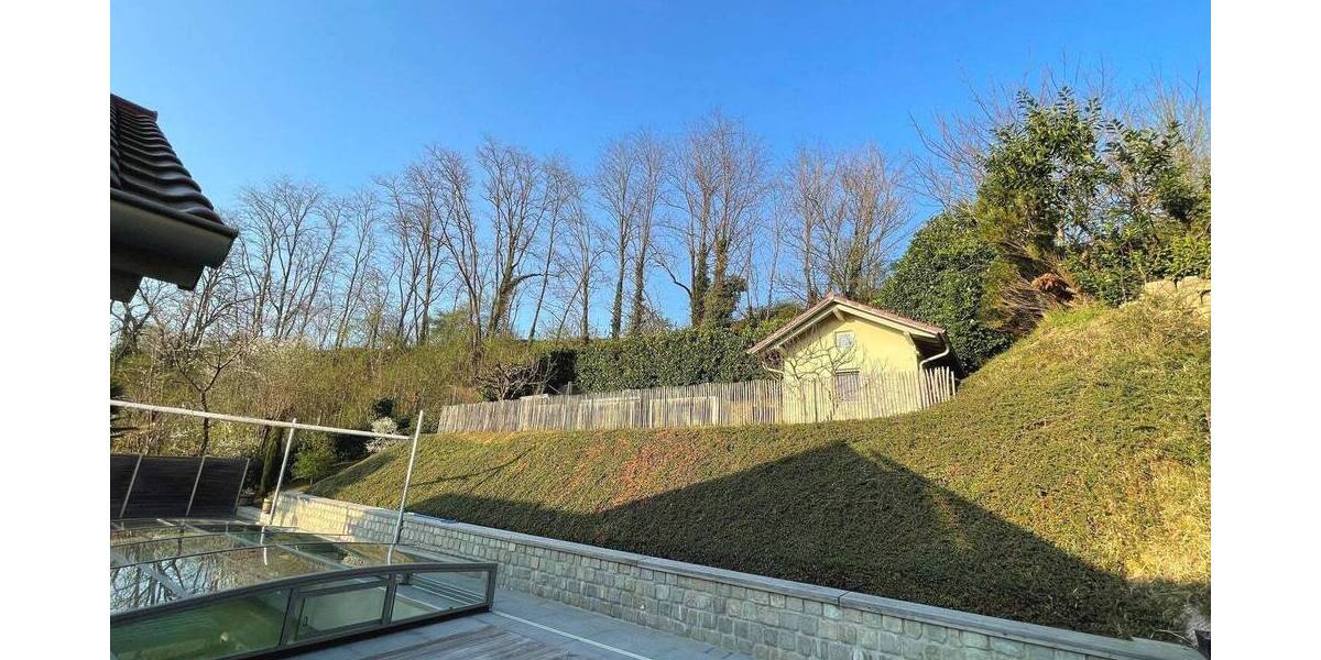 Mehrfamilienhaus, Wohnhaus Friesenheim - 9 Zimmer, 240 m&sup2;, 1.180.000&euro; | Angebot:26142606