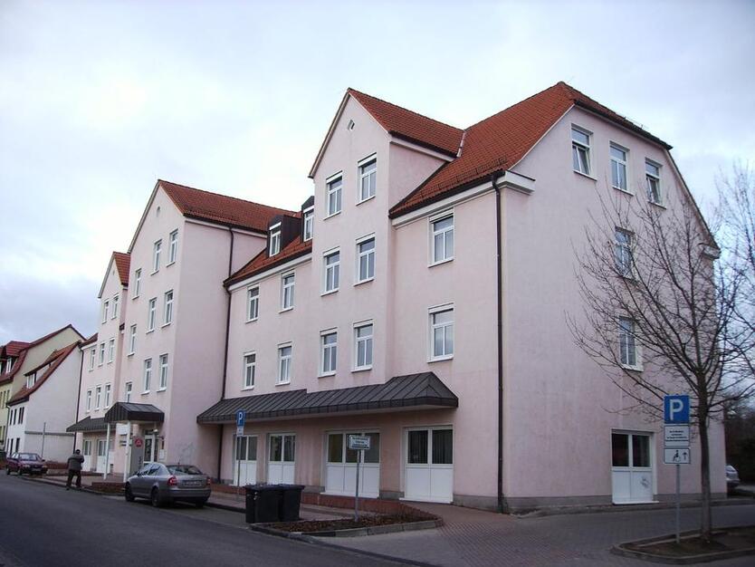 Schöne Büroräumlichkeiten, 240 m² in Eisleben zu vermieten zimmer