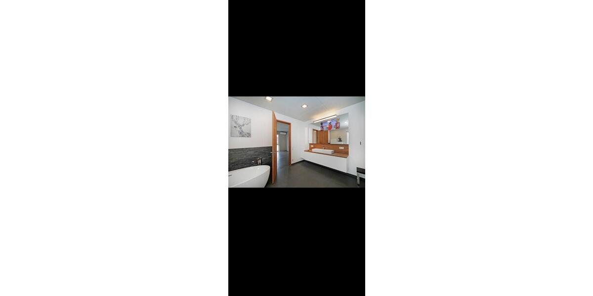 Einfamilienhaus Bischberg - 11 Zimmer, 445 m&sup2;, 1.295.000&euro; | Angebot:26136706
