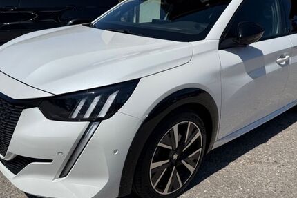 Peugeot 208 39.000 km 14.999 &euro; Lenggries 83661