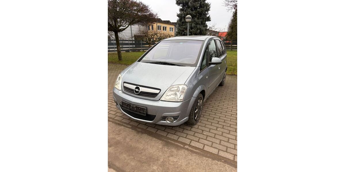 Opel Meriva 213.000 km 900 &euro; Günzburg 89312