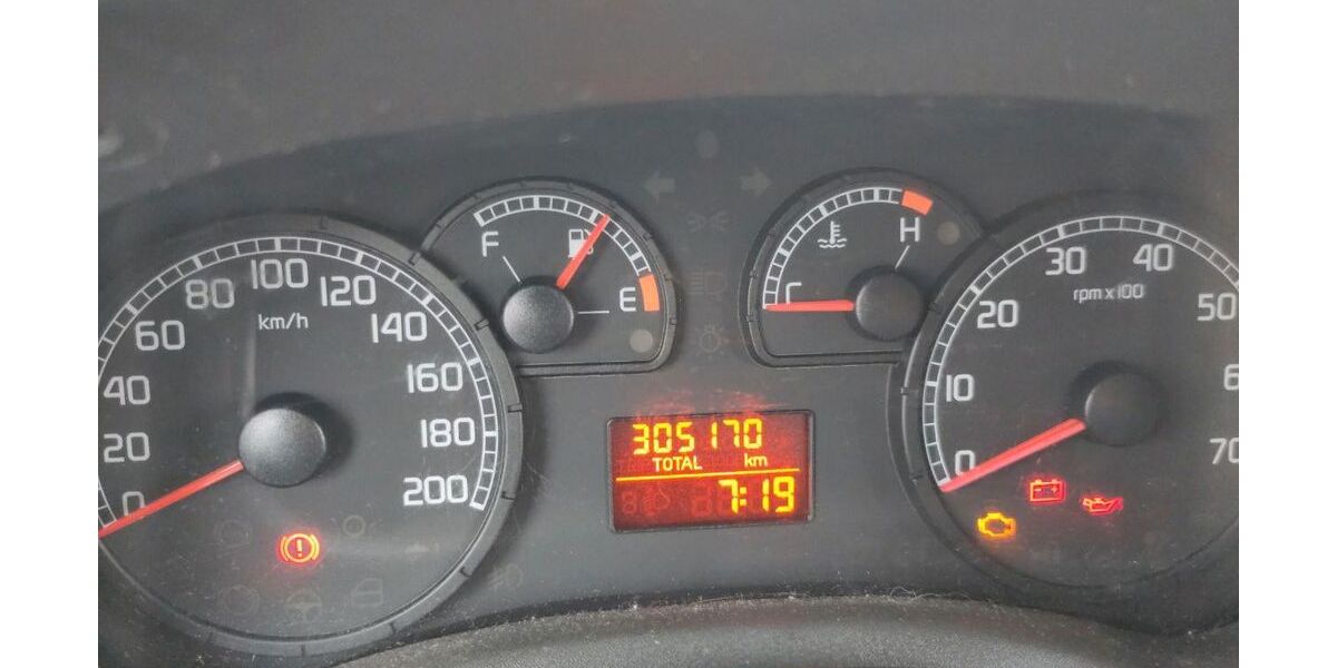 Fiat Doblo 305.000 km 1.800 &euro; Lemgo 32657