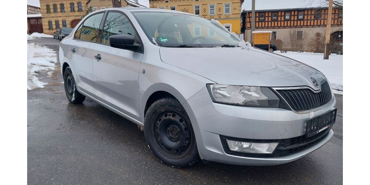 Skoda Rapid 102.600 km 5.999 &euro; Schmieritz 07819
