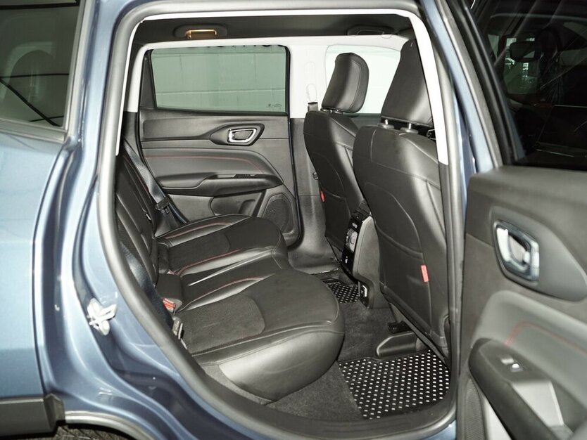 Compass °IIIII° Trailhawk Plug-In Hybrid 4WD
