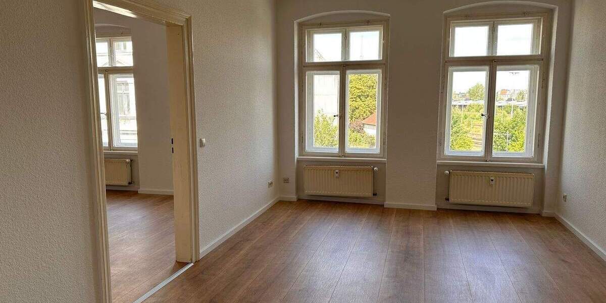 Etagenwohnung Görlitz Südstadt - 3 Zimmer, 77 m&sup2;, 385&euro; | Angebot:26389140