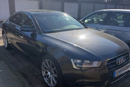 Audi A5 186.000 km 10.000 &euro; Lübeck 23558