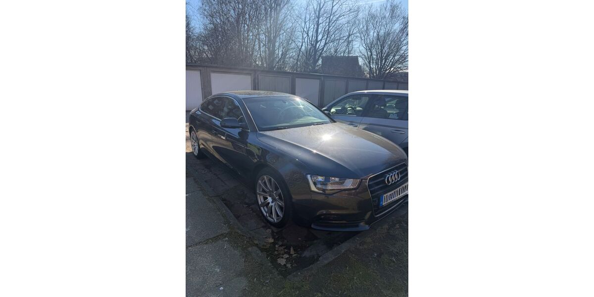 Audi A5 186.000 km 10.000 &euro; Lübeck 23558