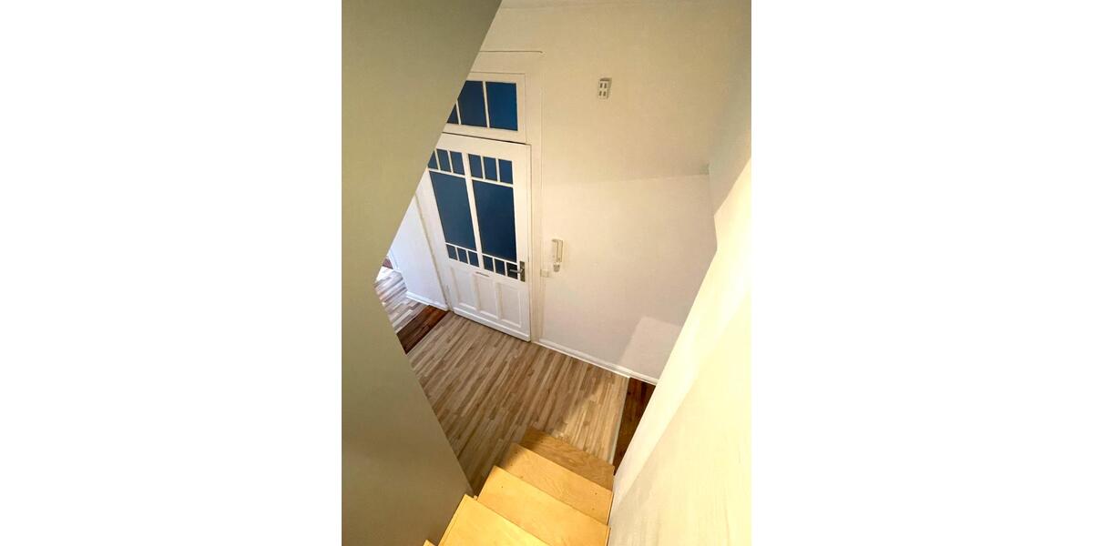 2-geschossige Wohnung mit Balkon im Östlichen Ringgebiet 5 zimmer