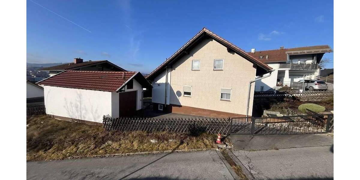 Schmuckes Wohnhaus in der Stadt Viechtach OT Blossersberg 4 zimmer