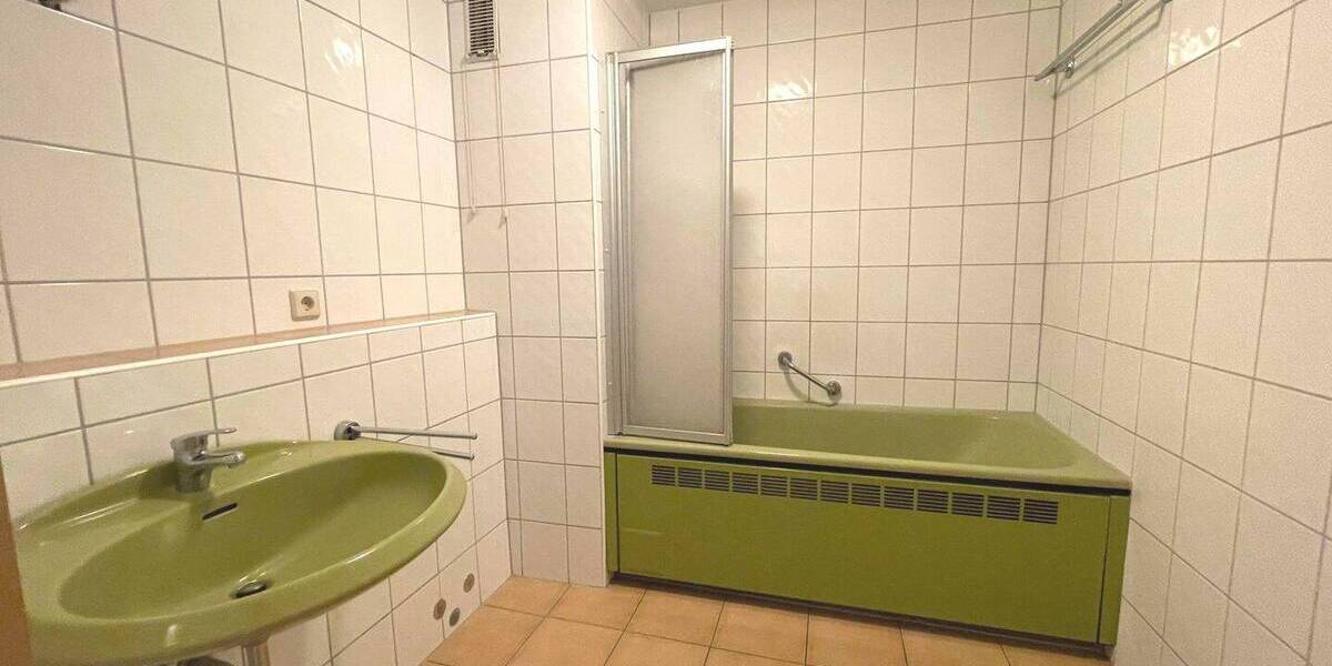 Etagenwohnung Offenburg Nordstadt - 3 Zimmer, 97 m&sup2;, 295.000&euro; | Angebot:26881907
