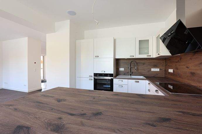 Einfamilienhaus Erfurt Linderbach - 7 Zimmer, 300 m&sup2;, 2.900&euro; | Angebot:23946868