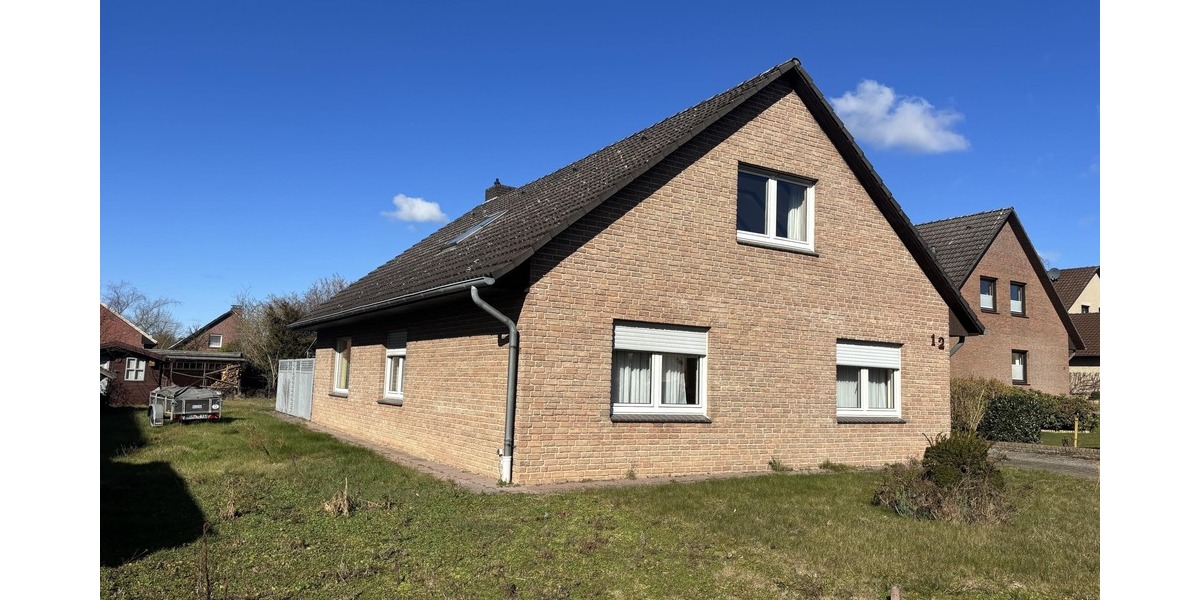 Einfamilienhaus Lüchow - 8 Zimmer, 180 m&sup2;, 239.000&euro; | Angebot:25797939