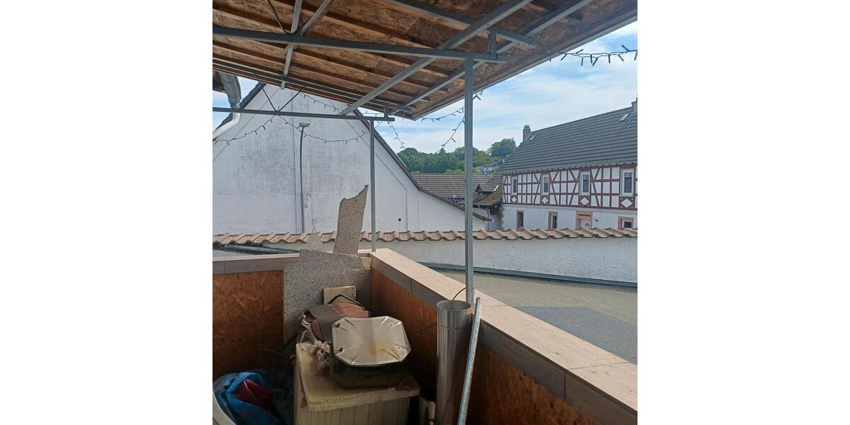 Einfamilienhaus Hammersbach - 12 Zimmer, 500 m&sup2;, 380.000&euro; | Angebot:27121515