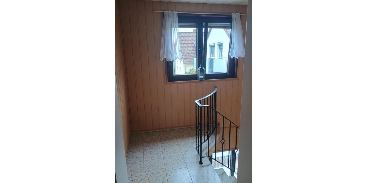 Etagenwohnung Nörten-Hardenberg Hardenberg - 4 Zimmer, 100 m&sup2;, 1.250&euro; | Angebot:24641398