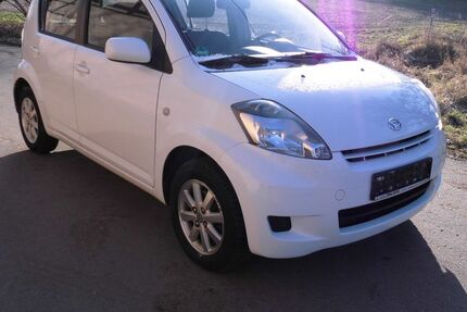 Daihatsu Sirion 103.000 km 4.950 &euro; Glauchau 08371